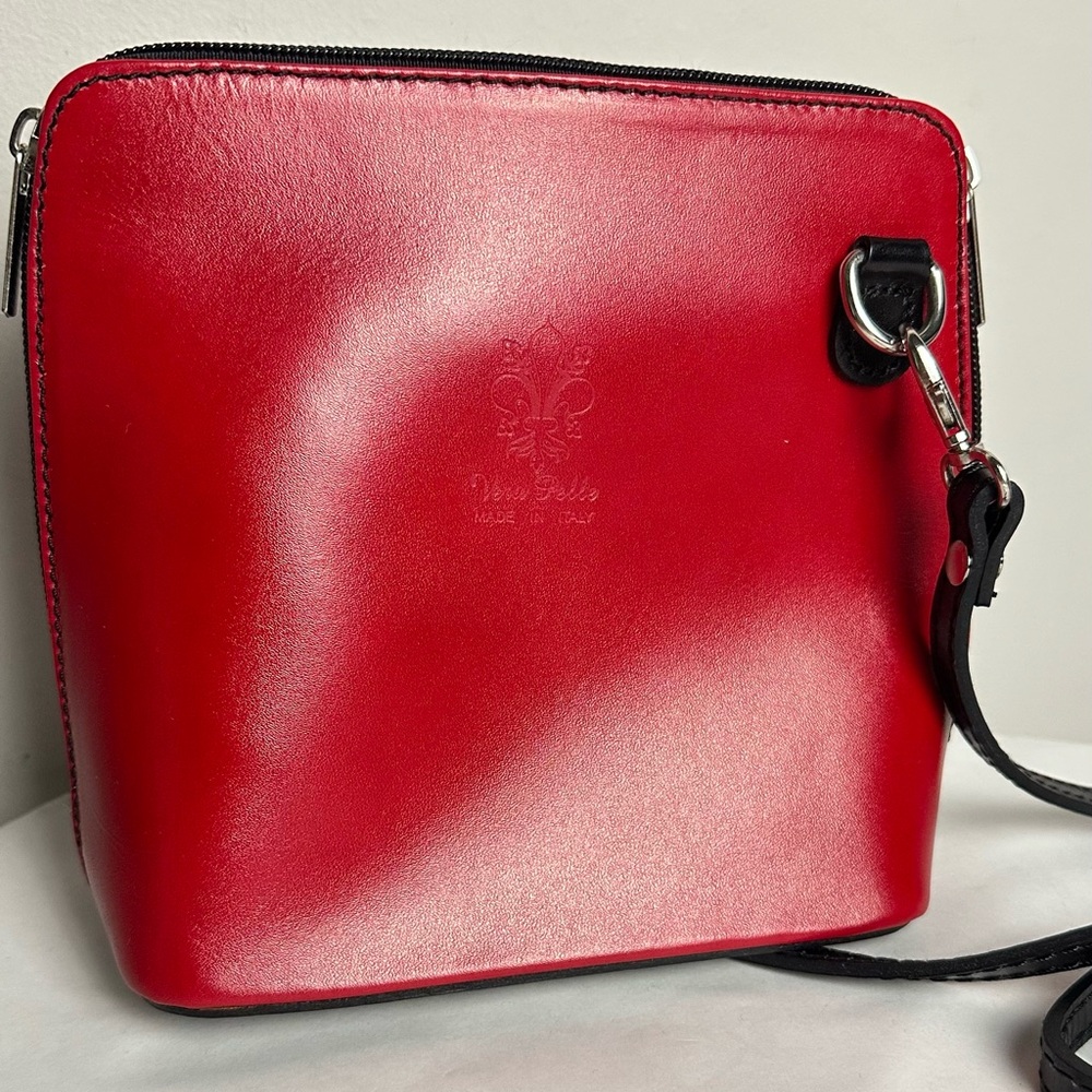Vera Pelle Bold Red Crossbody Bag